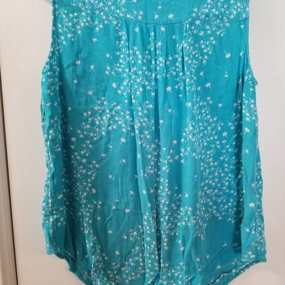 Loop Front button up rushing tank top mini floral - Picture 4 of 7